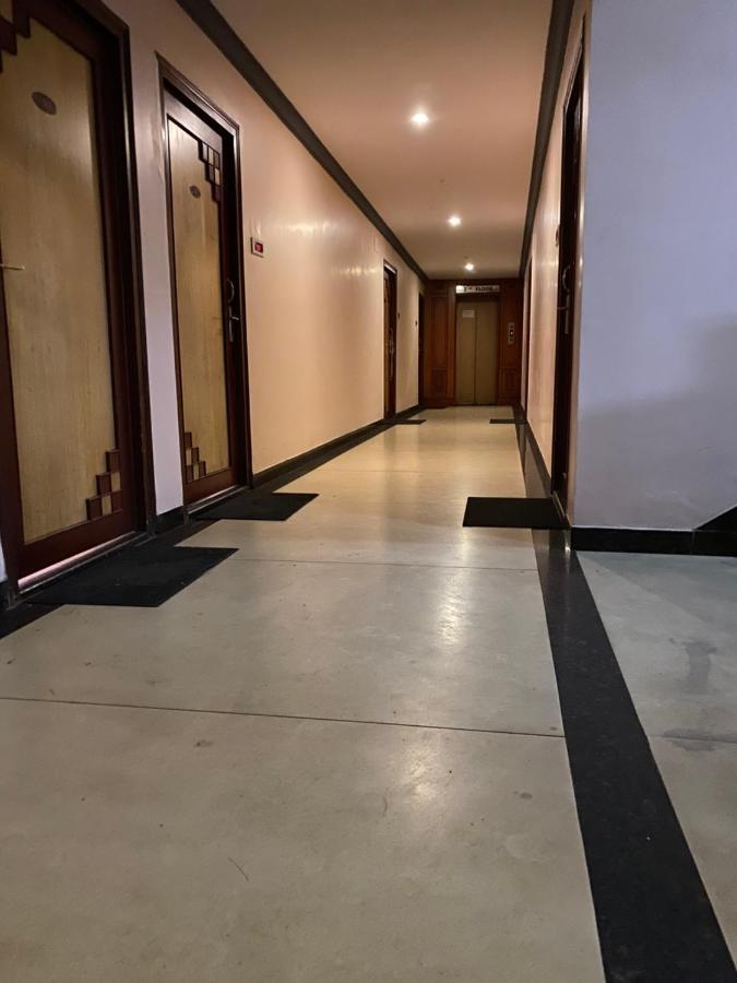 Hotel Venus Ooty Extérieur photo