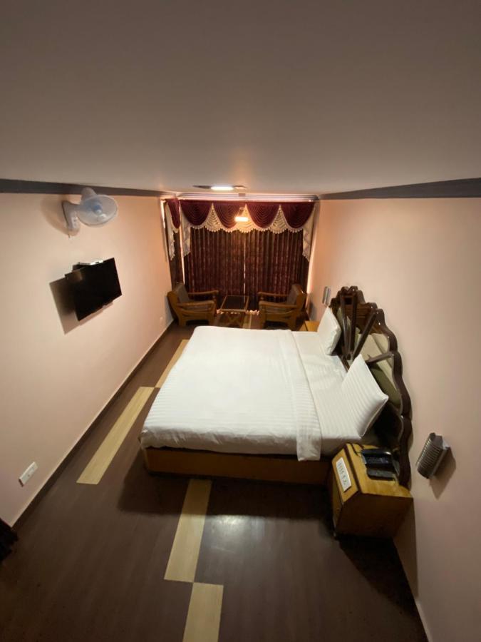 Hotel Venus Ooty Extérieur photo